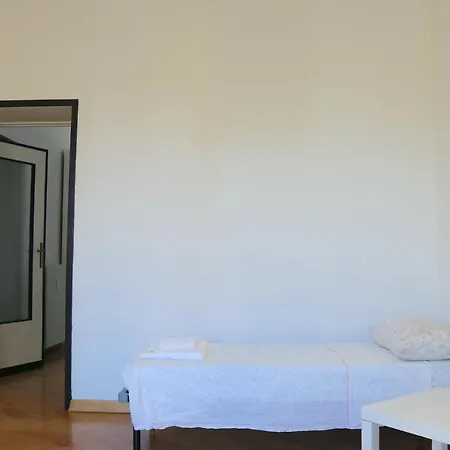 Sant Ambrogio Mansion - Via Olona Apartment *