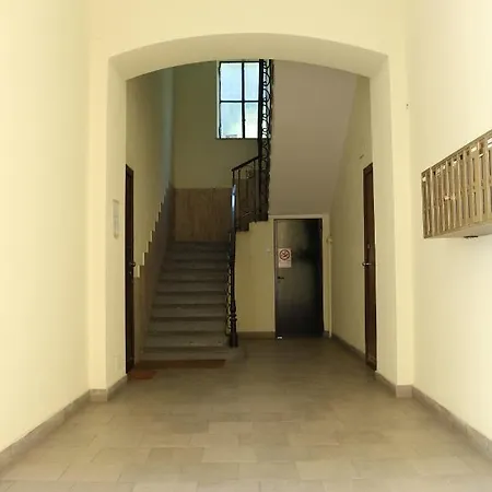 Sant Ambrogio Mansion - Via Olona Apartment Milan